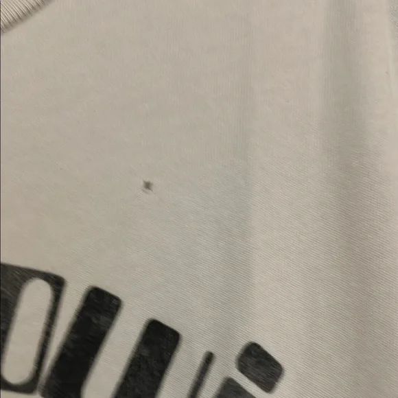 MadeWorn vintage David Bowie white tee size small w/ glitter effect in middle - Picture 5 of 13